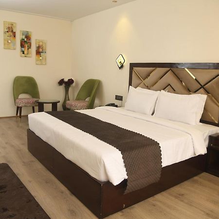 Cloud Social Hotel Shillong Eksteriør billede