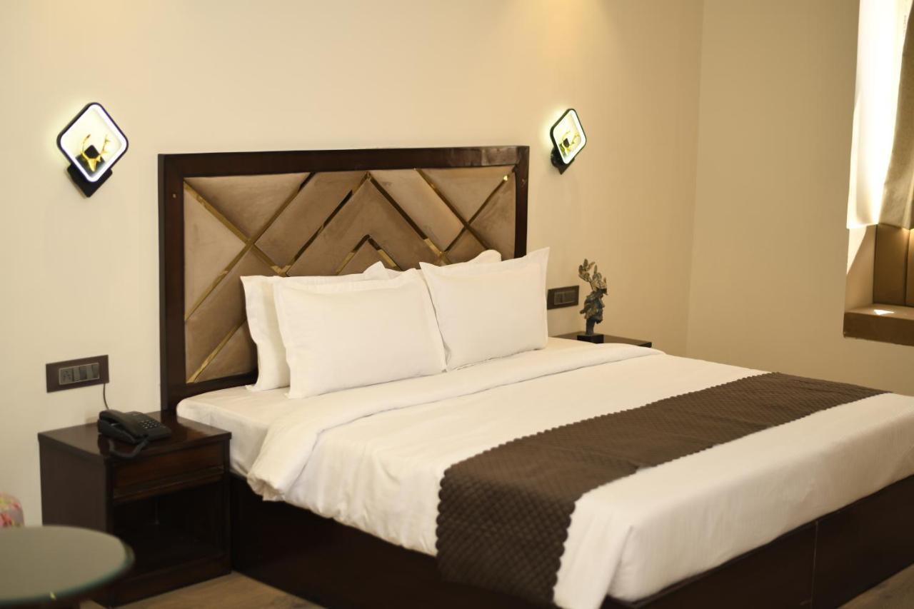 Cloud Social Hotel Shillong Eksteriør billede