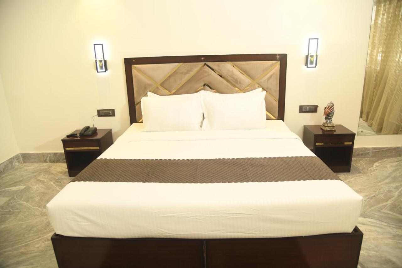 Cloud Social Hotel Shillong Eksteriør billede