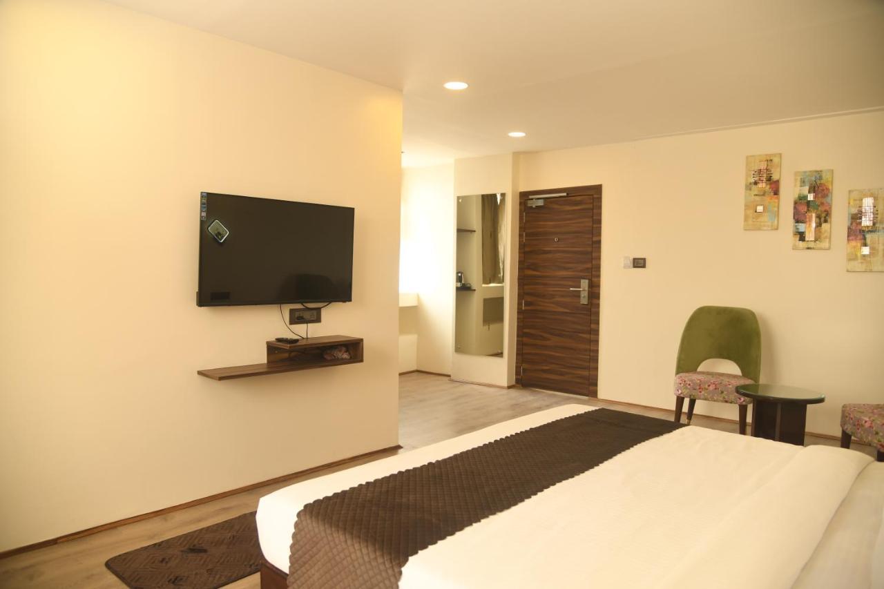 Cloud Social Hotel Shillong Eksteriør billede